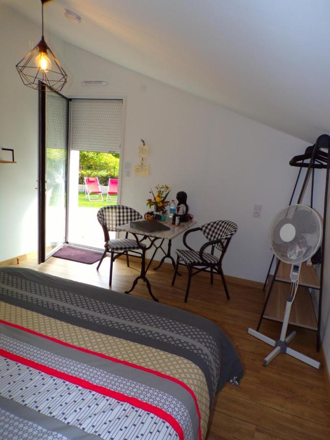 Les Terrasses Bed & Breakfast Saint-Paul-en-Pareds ภายนอก รูปภาพ