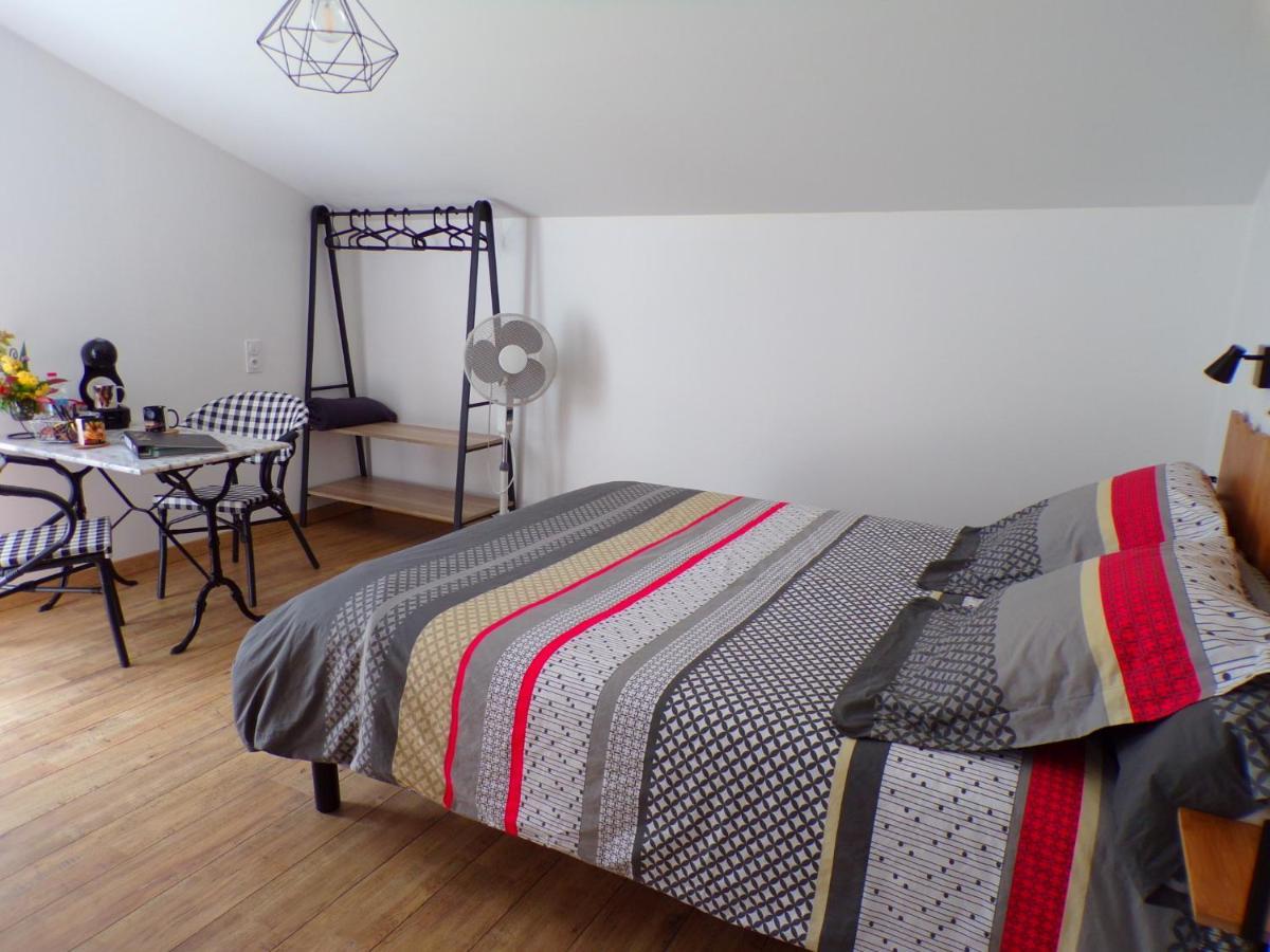 Les Terrasses Bed & Breakfast Saint-Paul-en-Pareds ภายนอก รูปภาพ